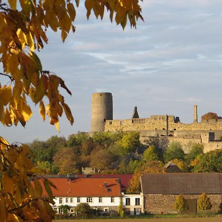 Burghotel Muenzenberg Bagian luar foto