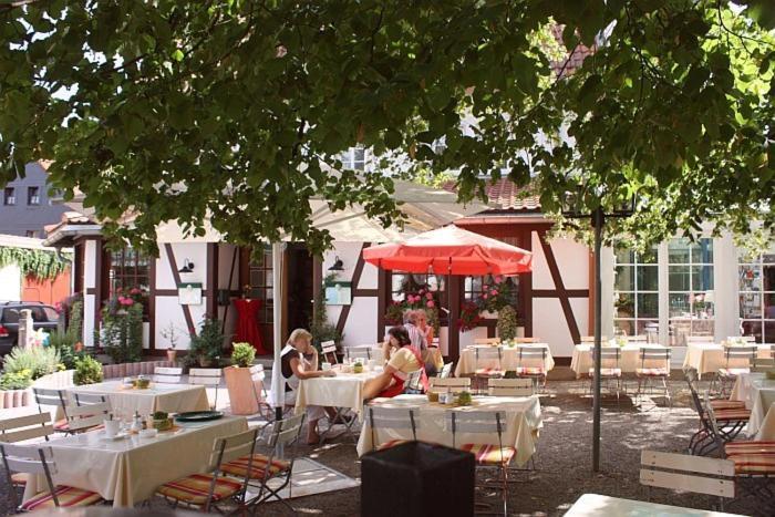 Burghotel Muenzenberg Bagian luar foto
