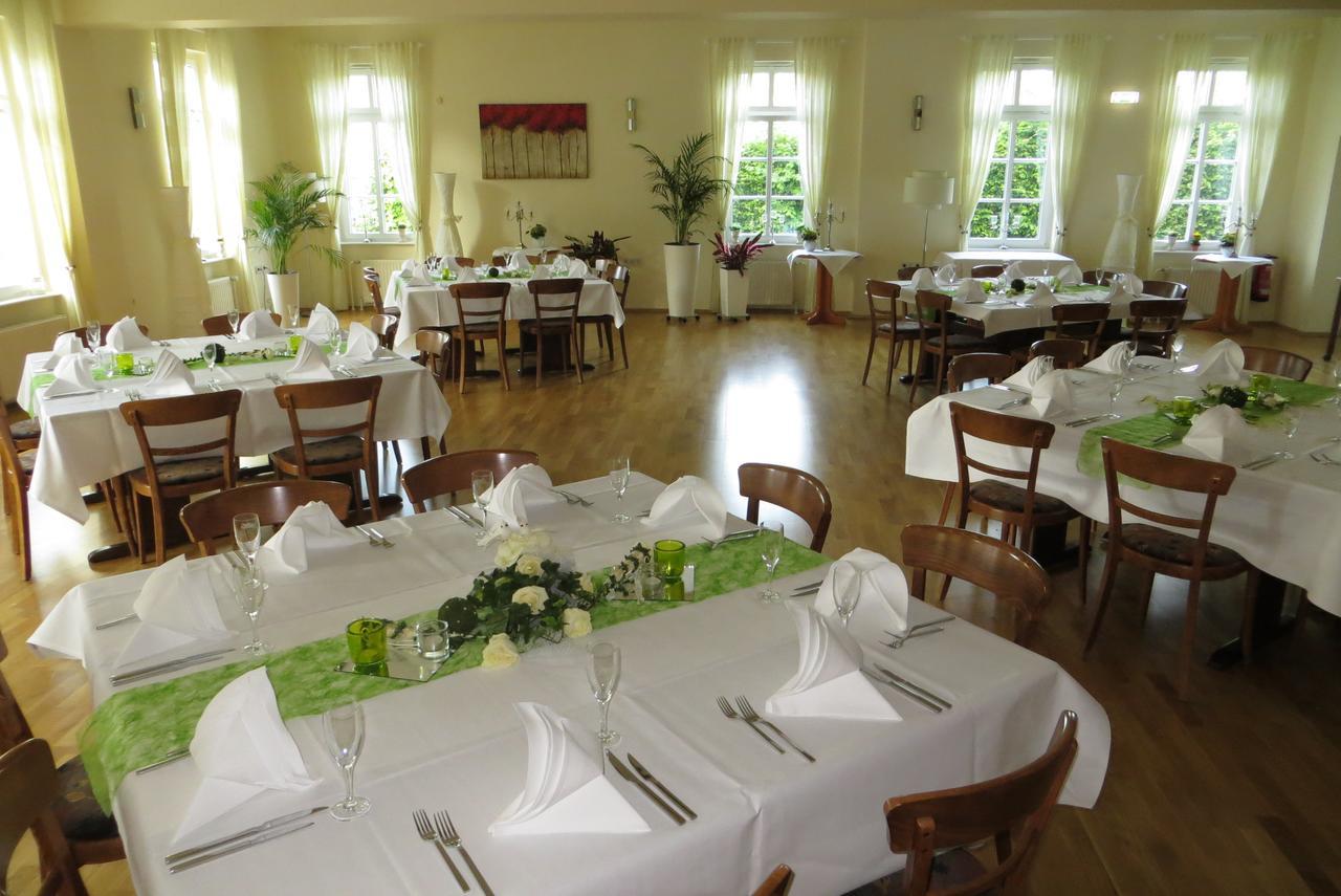 Burghotel Muenzenberg Bagian luar foto